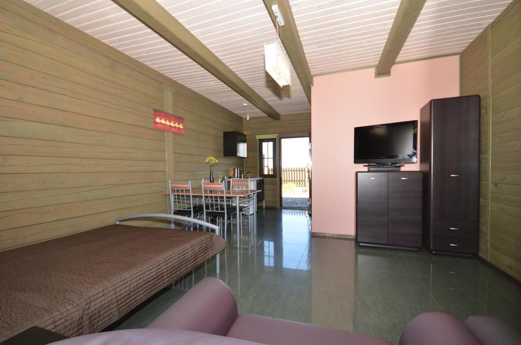 Pod Strzecha Hotel Darlowo Exterior photo